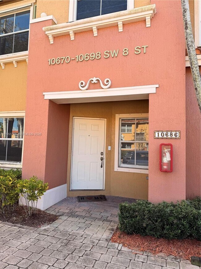 Building Photo - 10686 SW 8th St