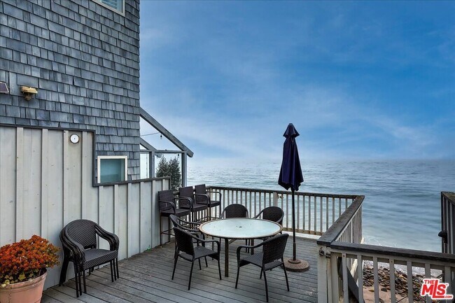 Building Photo - 1500 Miramar Beach