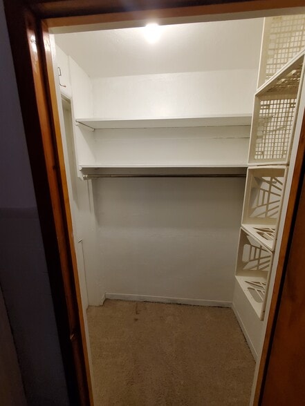 Walk in closet - 3435 Dawson St