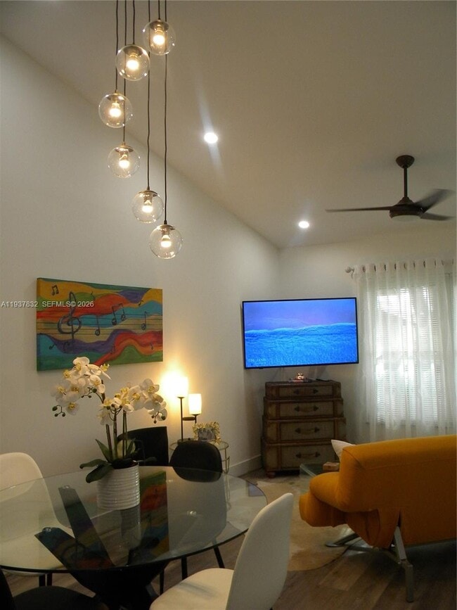 Building Photo - 78 Vía De Casas Norte