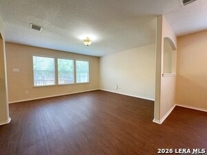 Building Photo - 10247 Huisache Field