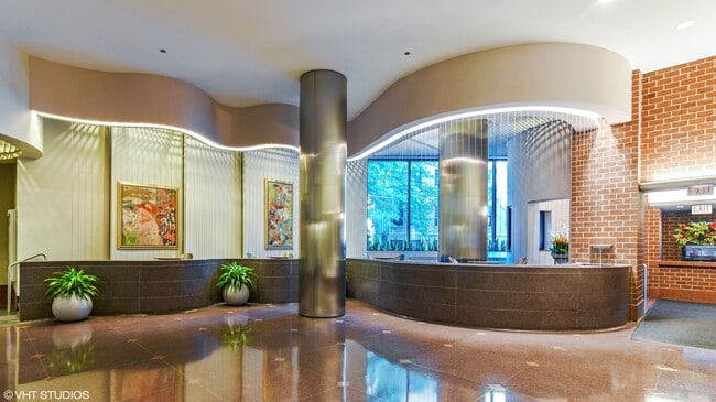 Building Photo - Lakeview with amazing Lake View 1bed/1bath is available for rent now!