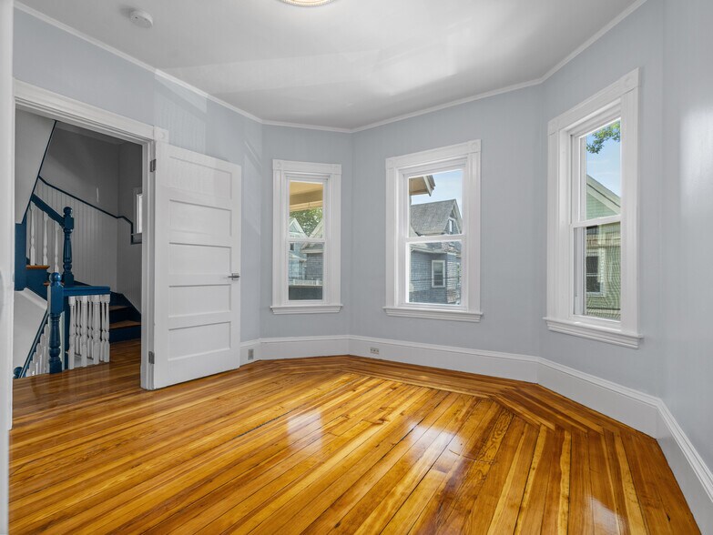 Building Photo - 59 Hawthorne St