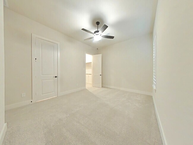 Building Photo - 1020 Prescott Dr