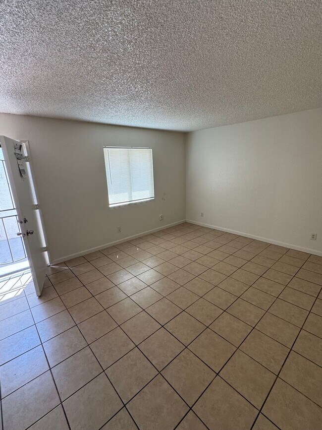 Building Photo - 4321 Palmacia Dr