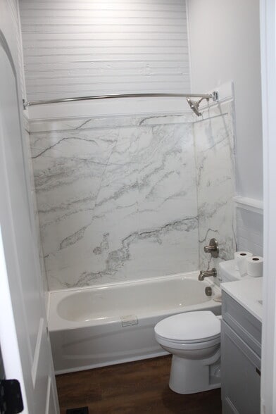 Bathroom - 805 Mill St