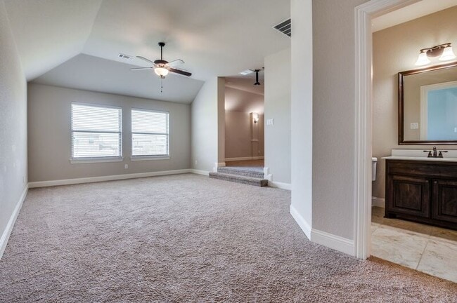 Building Photo - 830 Cross Creek Ct