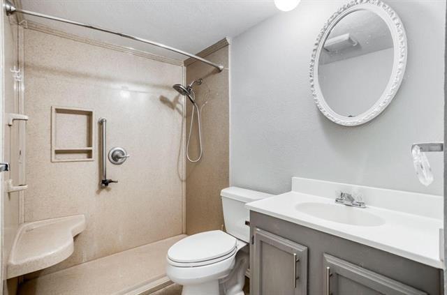 Building Photo - 5656 Pearce St