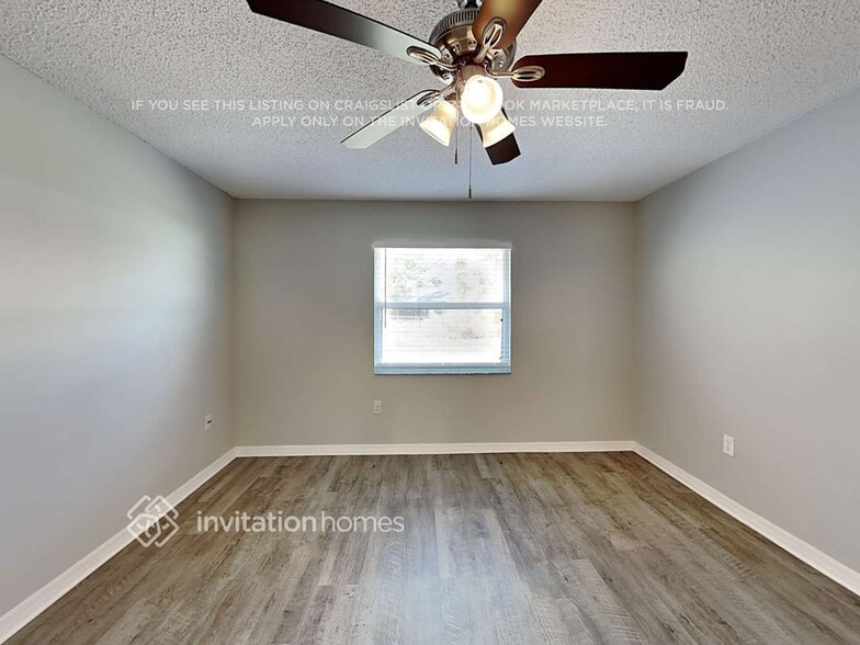 Building Photo - 5863 Covington Way