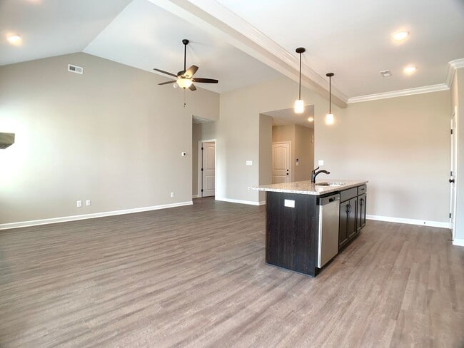Building Photo - 1406 Citadel Dr