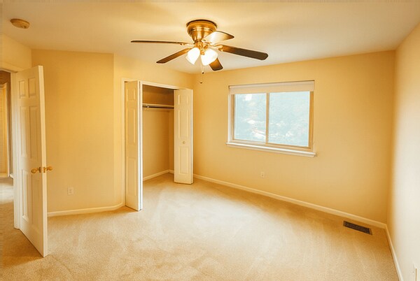 Building Photo - 339 Redrock Ct