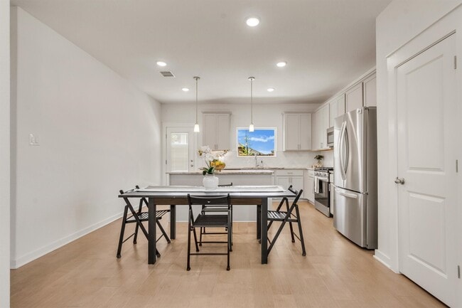 Building Photo - 108 Blackwell Ln
