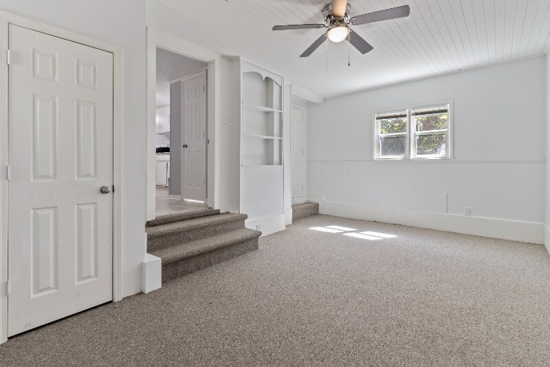 Building Photo - 3915 Glenridge Rd