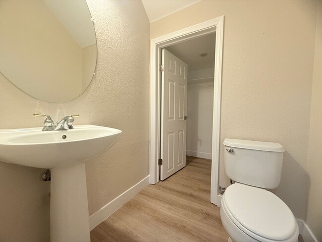 Building Photo - 11904 Amistoso Ln