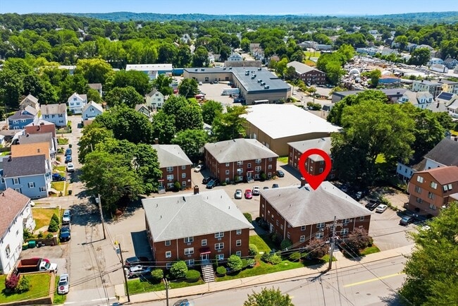 Building Photo - 33 Montvale Ave