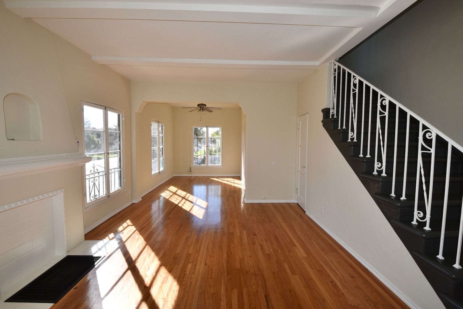 Building Photo - 1417 S Crescent Heights Blvd