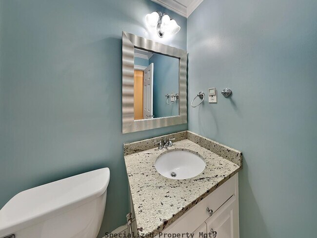 Building Photo - 1634 Ponce De Leon Ave NE