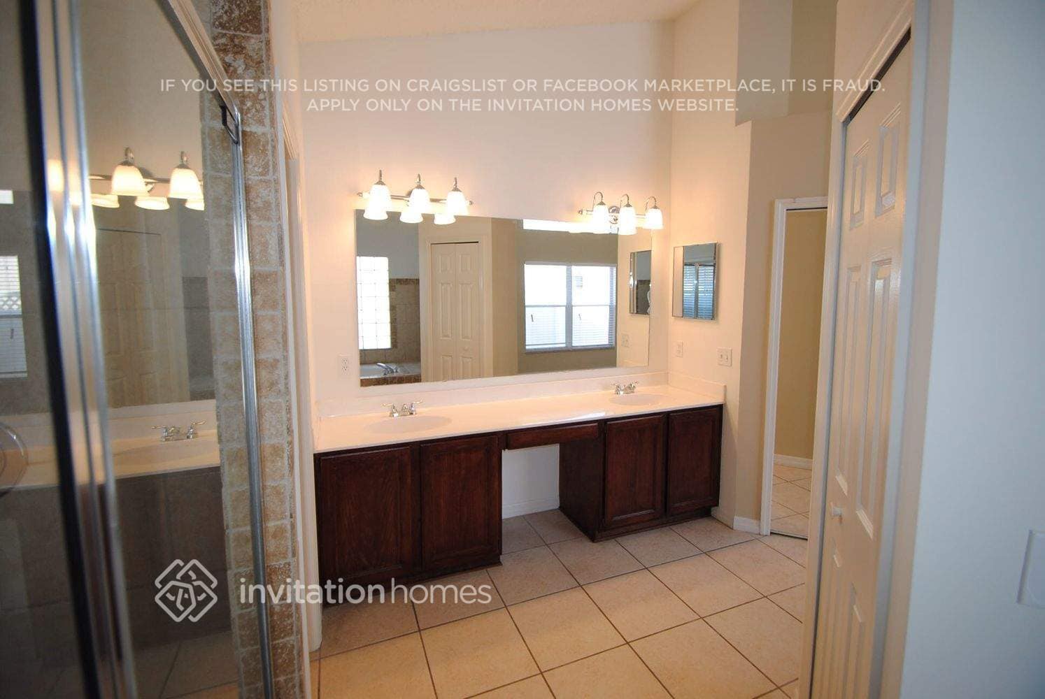 Building Photo - 1440 Bradwell Dr