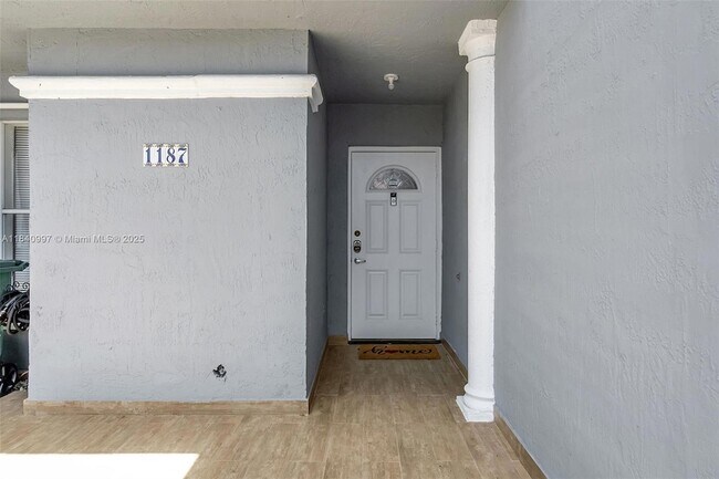 Building Photo - 1187 NW 123rd Pl