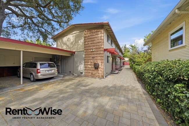 Building Photo - 569 Addison Ave