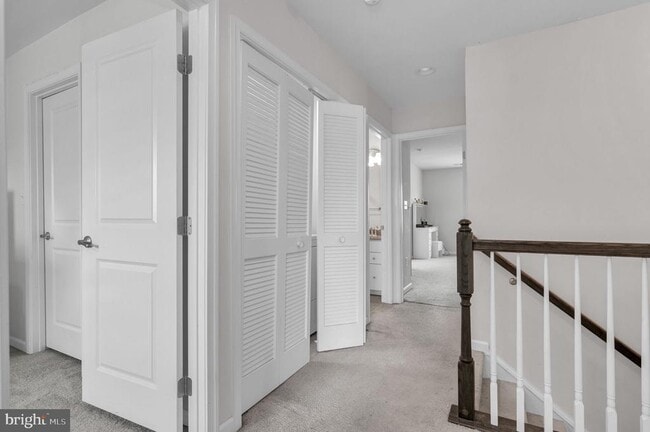 Building Photo - 8633 Rosecrans Ln