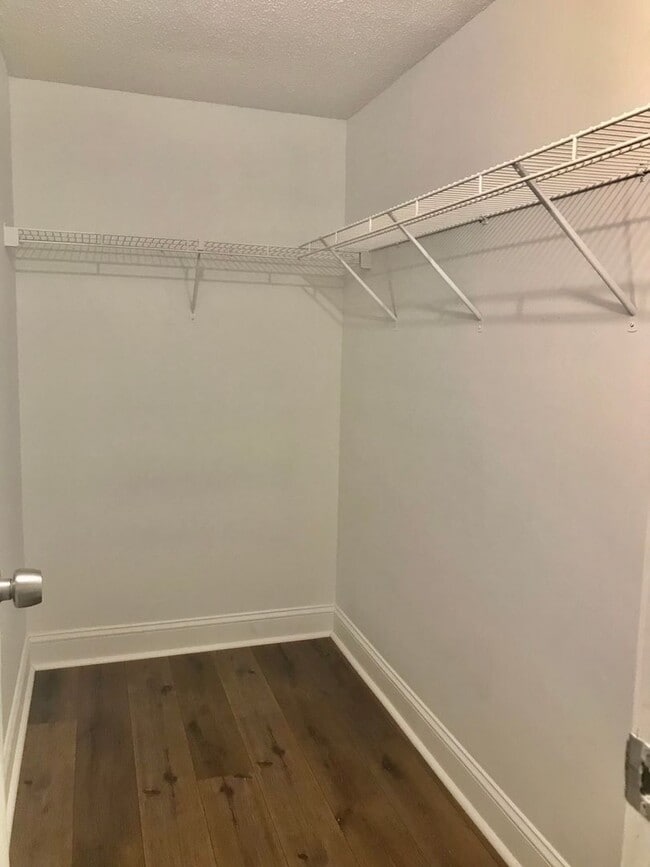 Building Photo - Gorgeous 3 Bedroom Townhouse in King George