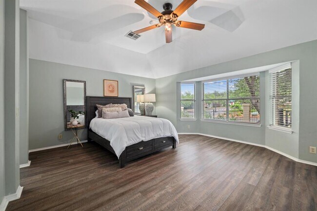 Building Photo - 8007 Weldon Springs Ct