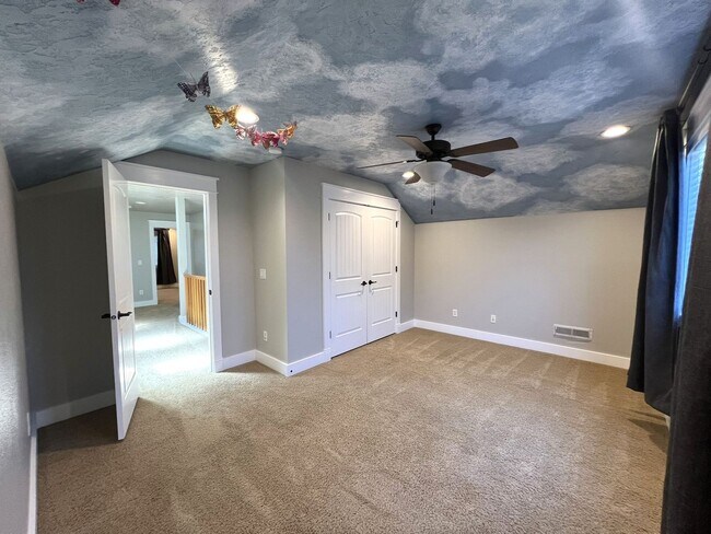 Building Photo - Gorgeous 4 bed 3 bath home in Meridian, ju...