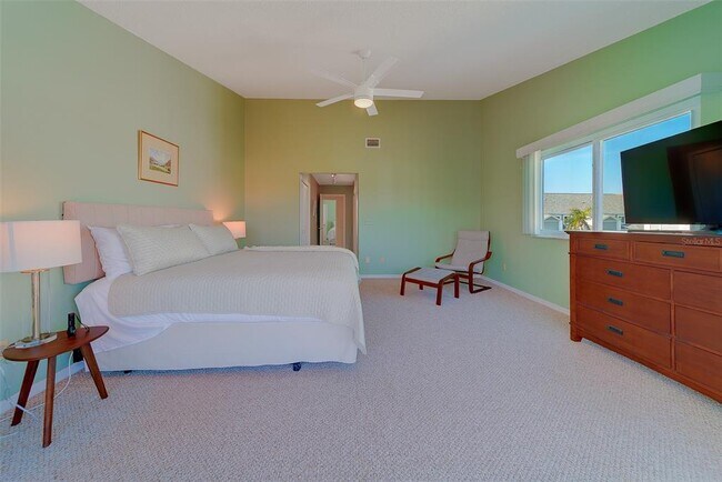 Building Photo - 911 Harbour House Dr