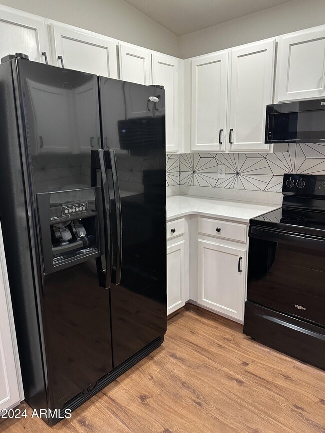 Building Photo - 18811 N 44th Pl