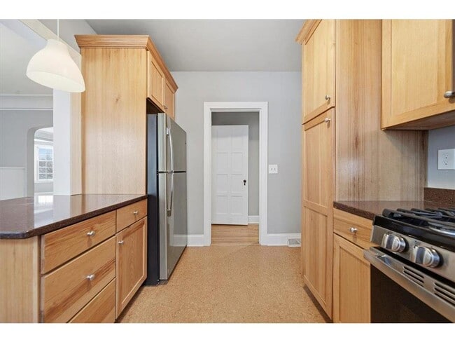 Building Photo - 3540 Irving Ave S