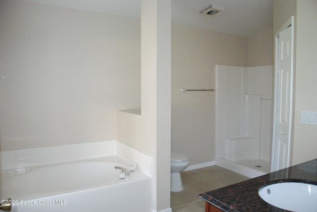 Building Photo - 4461 Manchester Dr