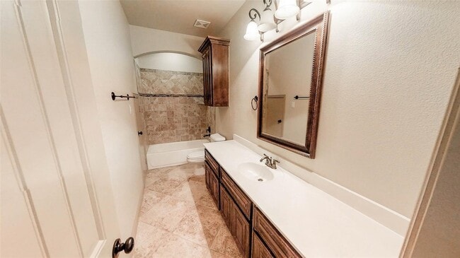 Building Photo - 941 Lake Meadow Ln