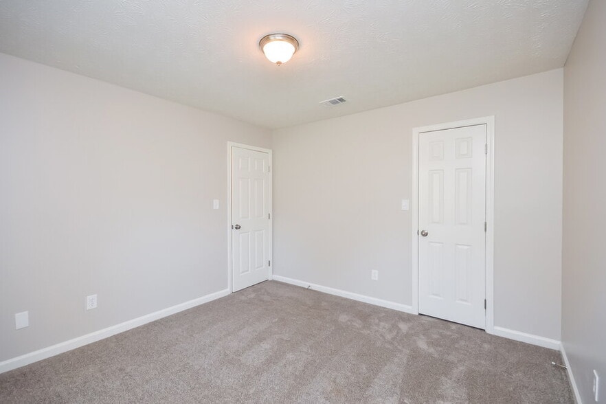Building Photo - 306 Ashley Manor Way