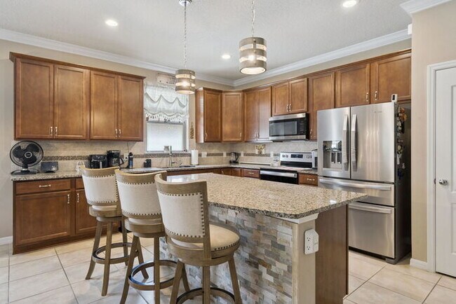 Building Photo - 5457 Animosh Ct