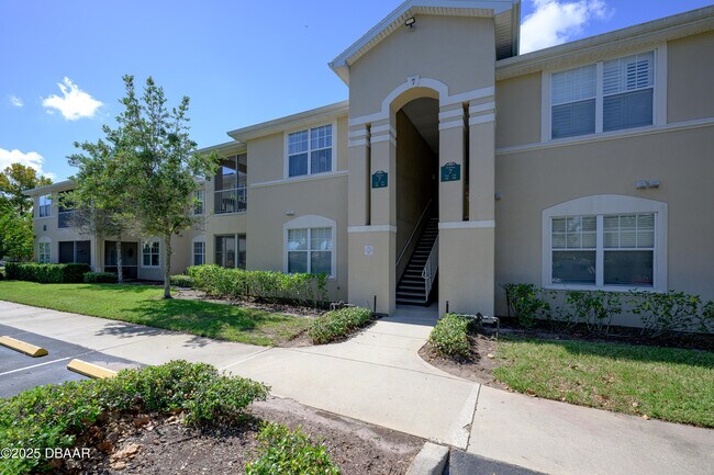 Building Photo - 830 Airport Rd