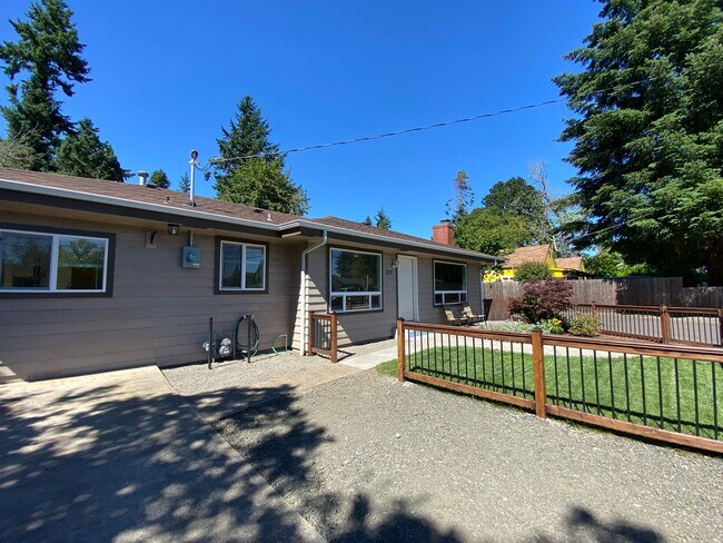 Building Photo - 355irv