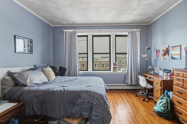 Building Photo - 1661 Commonwealth Ave