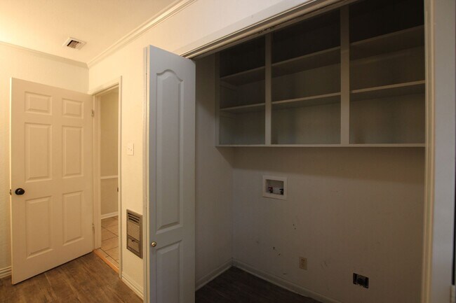 Building Photo - 316 Clemson Dr
