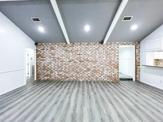 Building Photo - 21603 Park Wind Ct