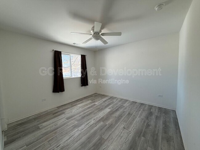 Building Photo - 284 W Windsor Terrace