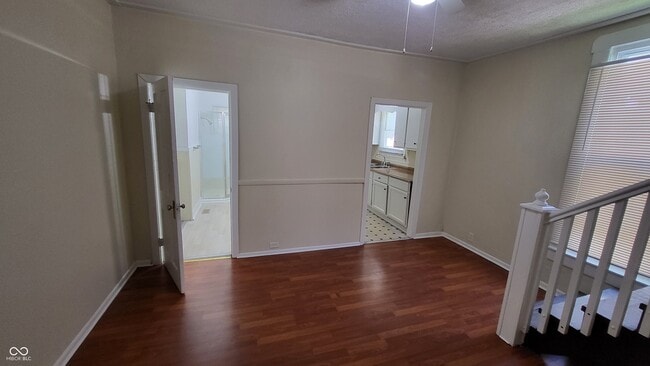 Building Photo - 416 N Linwood Ave