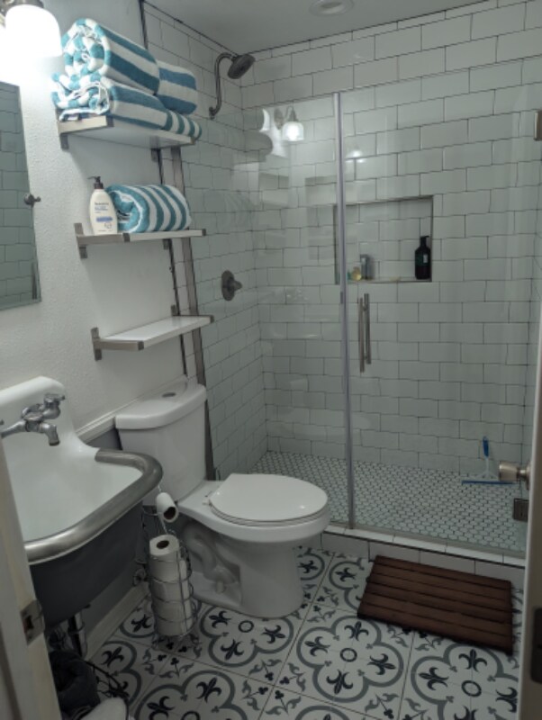 Building Photo - 4354 N 82nd St