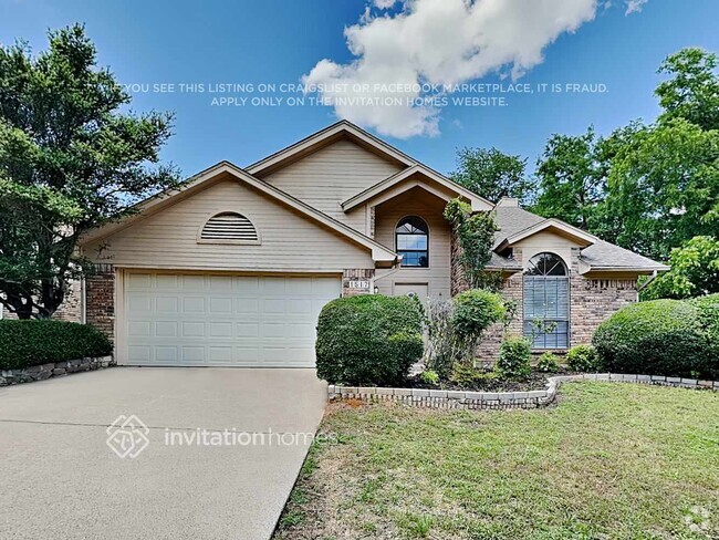 Building Photo - 1517 Woodvale Dr