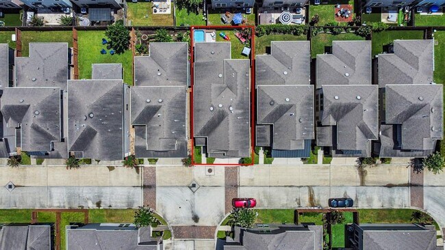 Building Photo - 8919 RoseWood Grove Ln