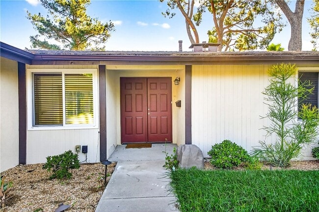 Building Photo - 20524 Rhoda St