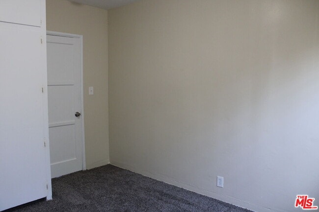 Building Photo - 6340 10th Ave