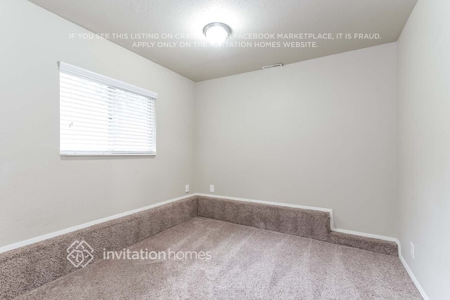 Building Photo - 34811 27th Ave SW