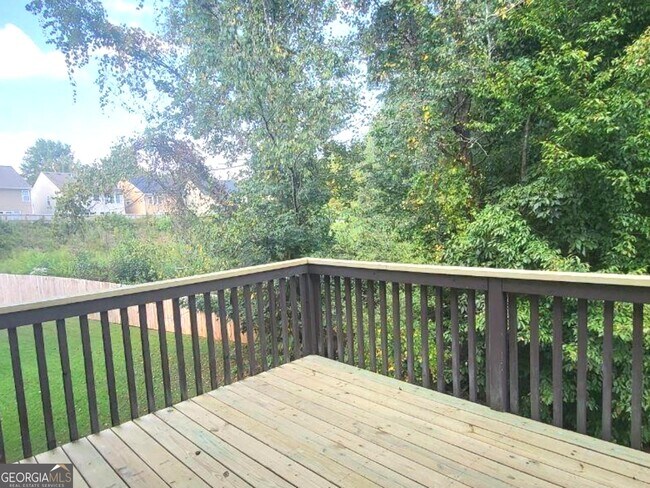 Building Photo - 2123 Worrall Hill Dr