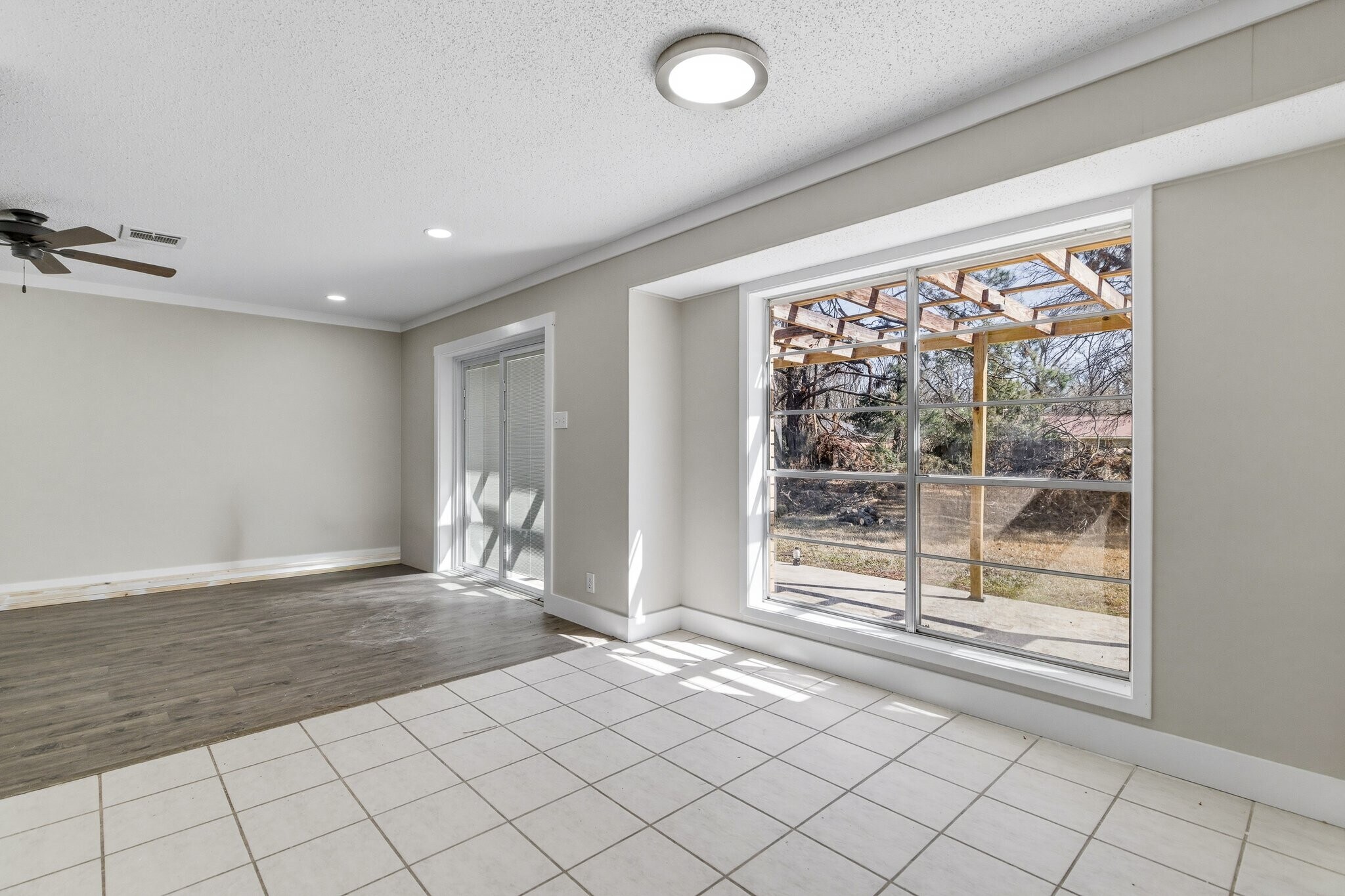 Building Photo - 32 Forest Dr